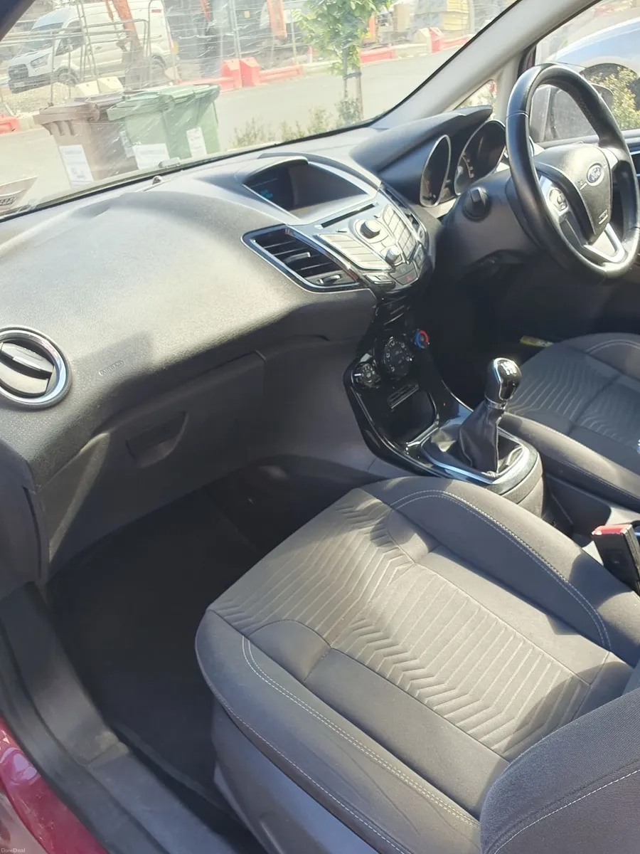 Ford Fiesta 2013 - Image 1