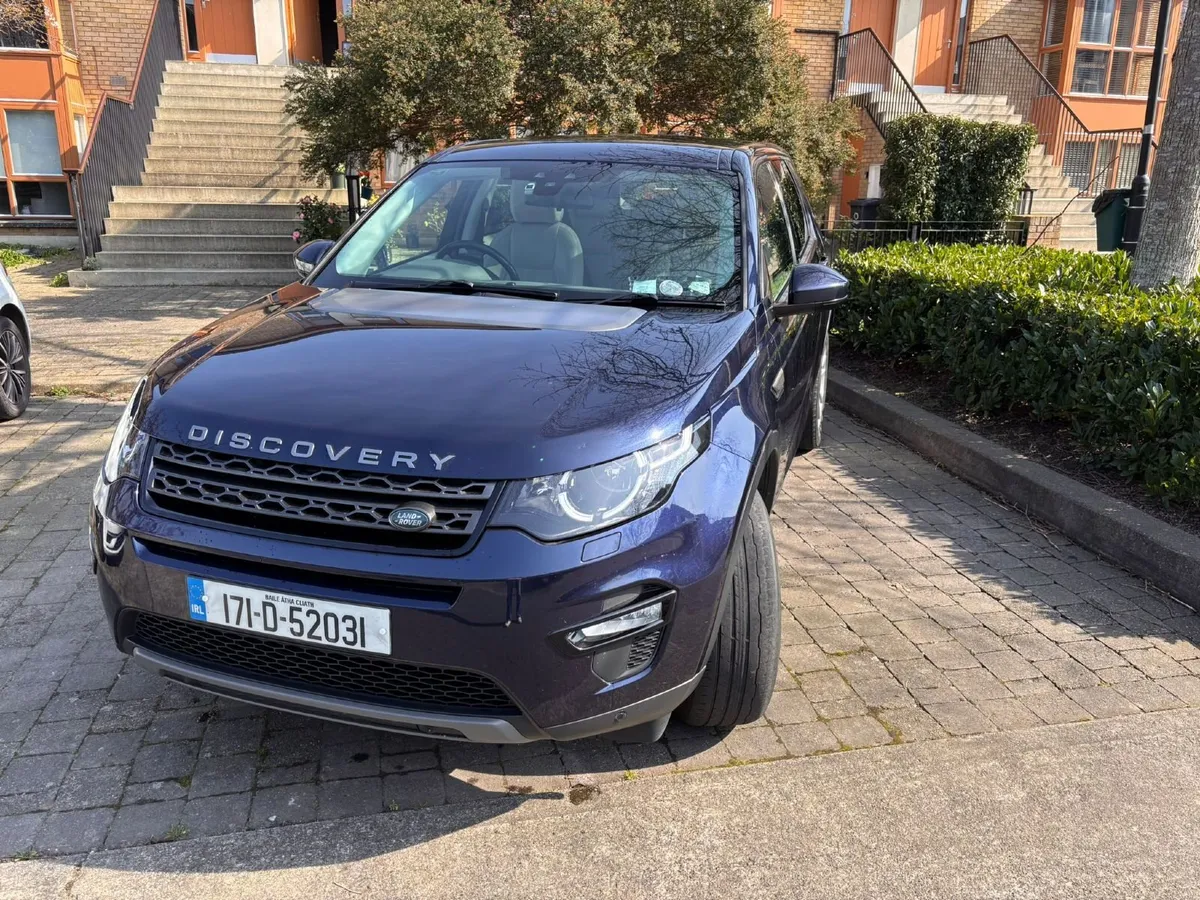 Land Rover Discovery Sport - Image 1