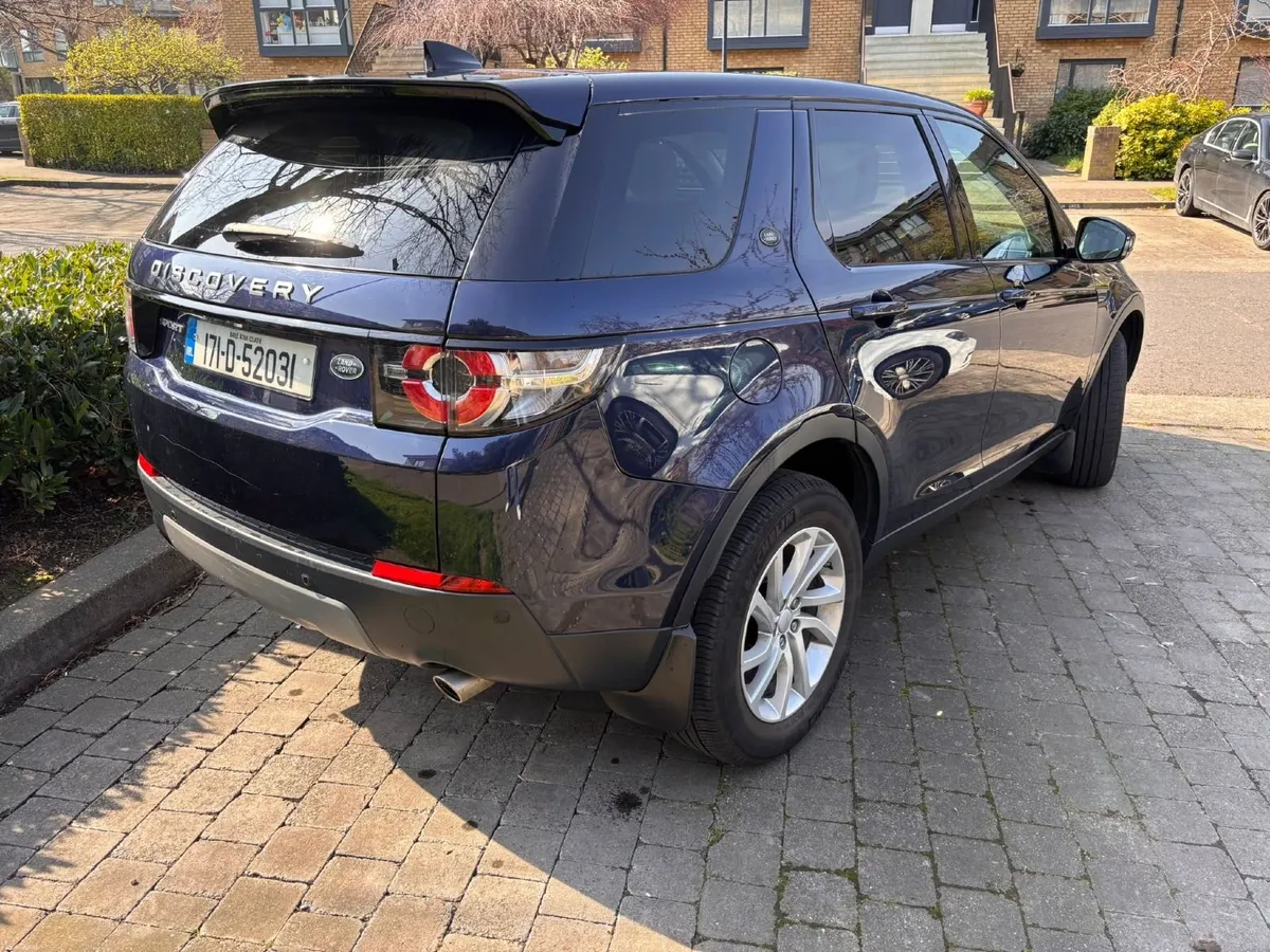 Land Rover Discovery Sport - Image 3
