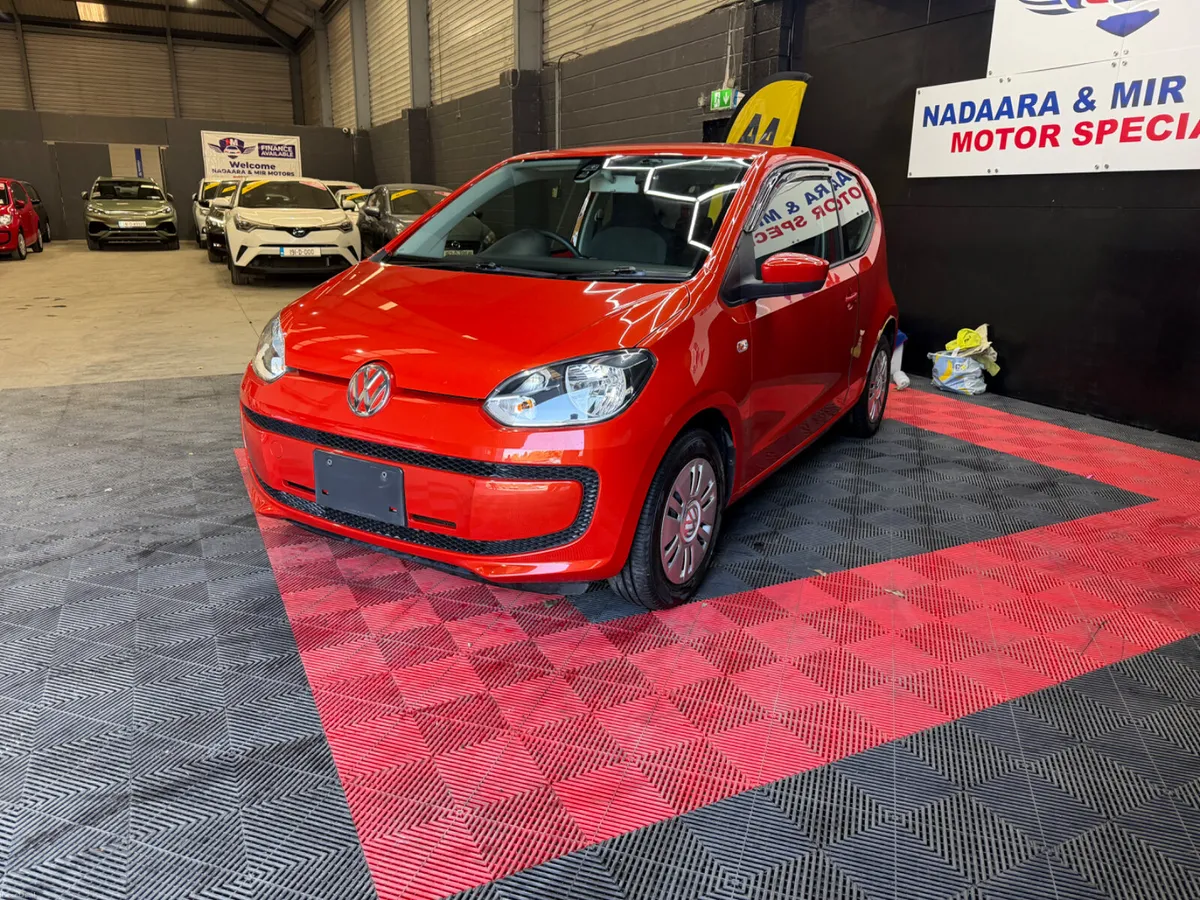 2016 Volkswagen up ! Auto - Image 1