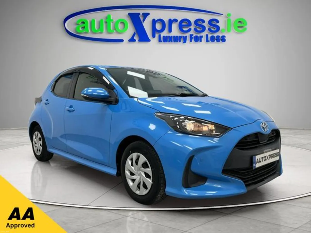 Toyota Yaris X ULTRA LOW MILEAGE, Reversing camera - Image 1