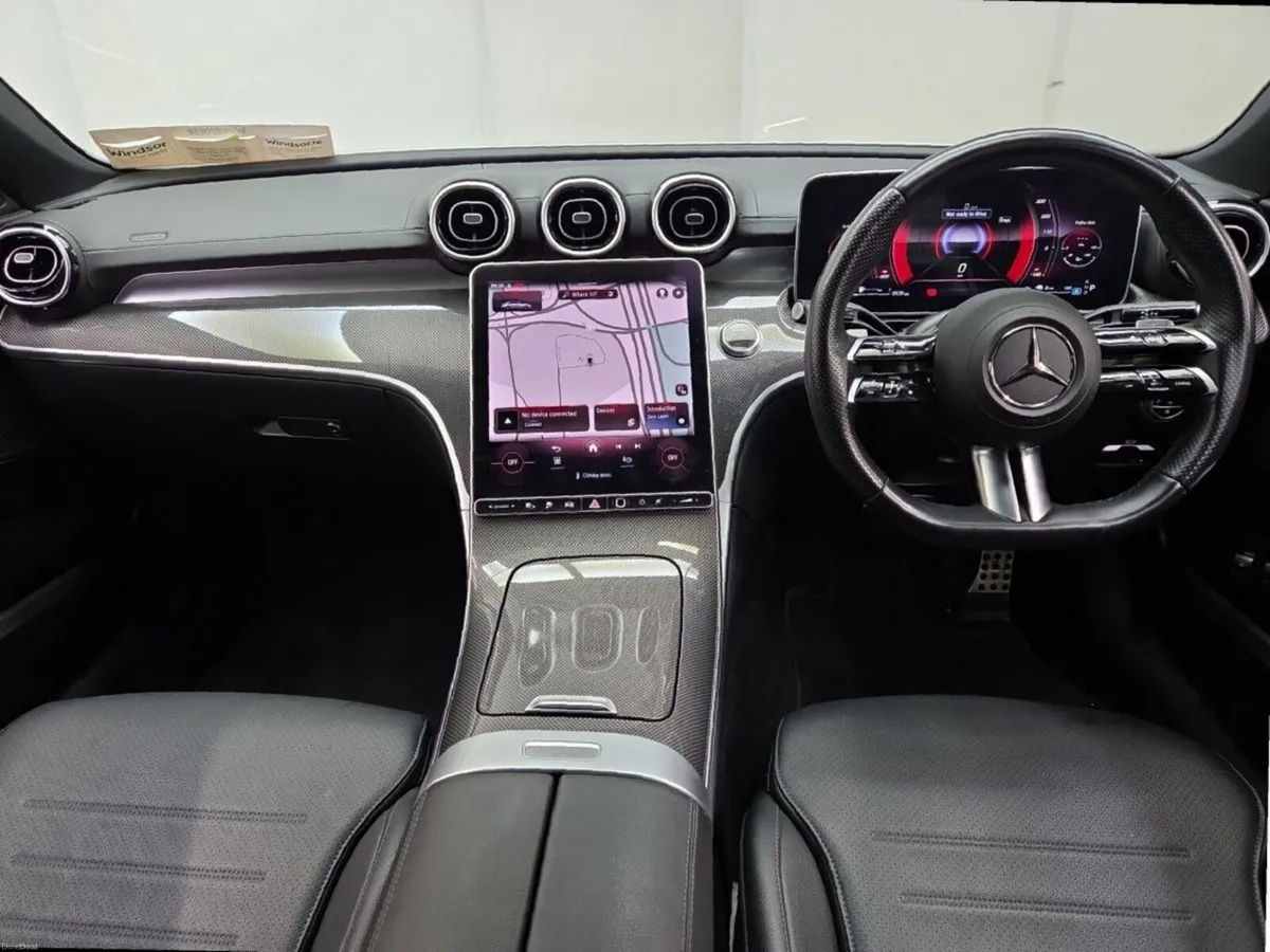 Mercedes-Benz C-Class C300 A/T AMG Line 4MATIC PHE - Image 4