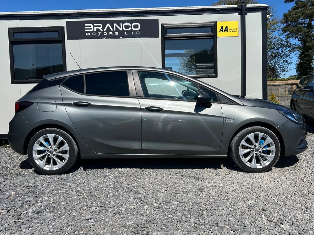 Opel Astra SC 1.0 2018 - Image 4