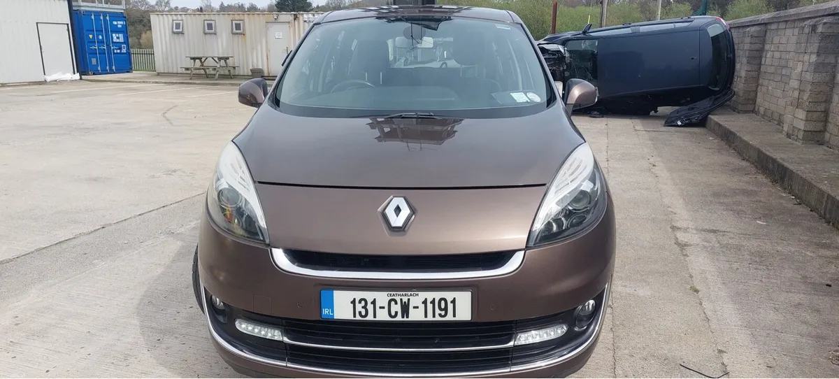 Renault Grand Scenic - Image 2