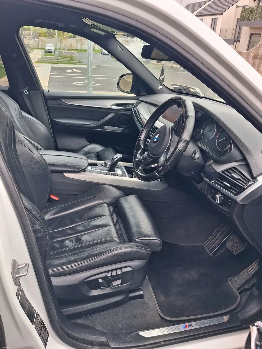 BMW X5 2015 - Image 4