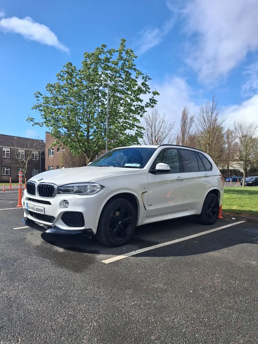 BMW X5 2015 - Image 1