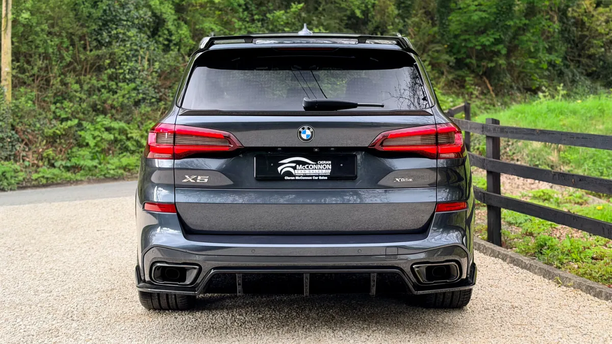 2020 (201) BMW X5 45e M Sport Pro *HIGHEST SPEC - Image 3