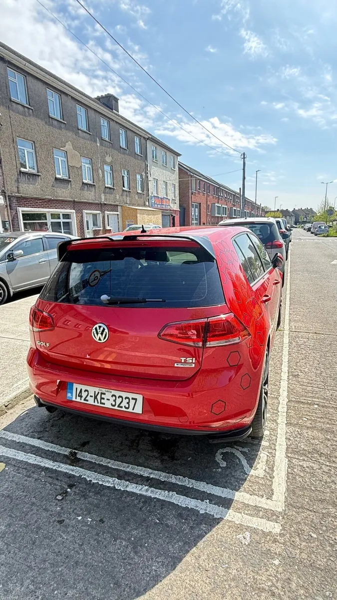 Volkswagen Golf 2014 - Image 2