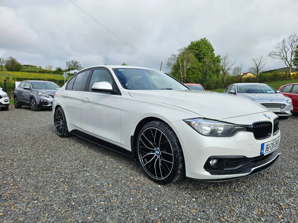 BMW 3-Series 2016 - Image 2