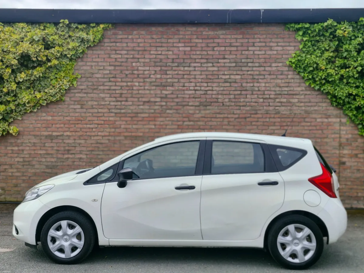 Nissan Note 1.2 PETROL MANUAL - Image 4