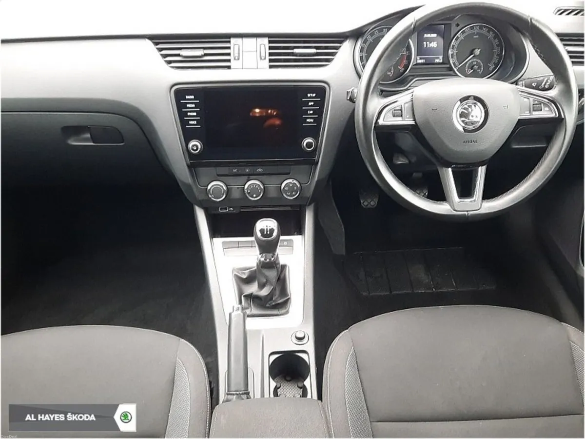 Skoda Octavia **TINY MILEAGE**AMBITION 1.6TDI 115B - Image 2