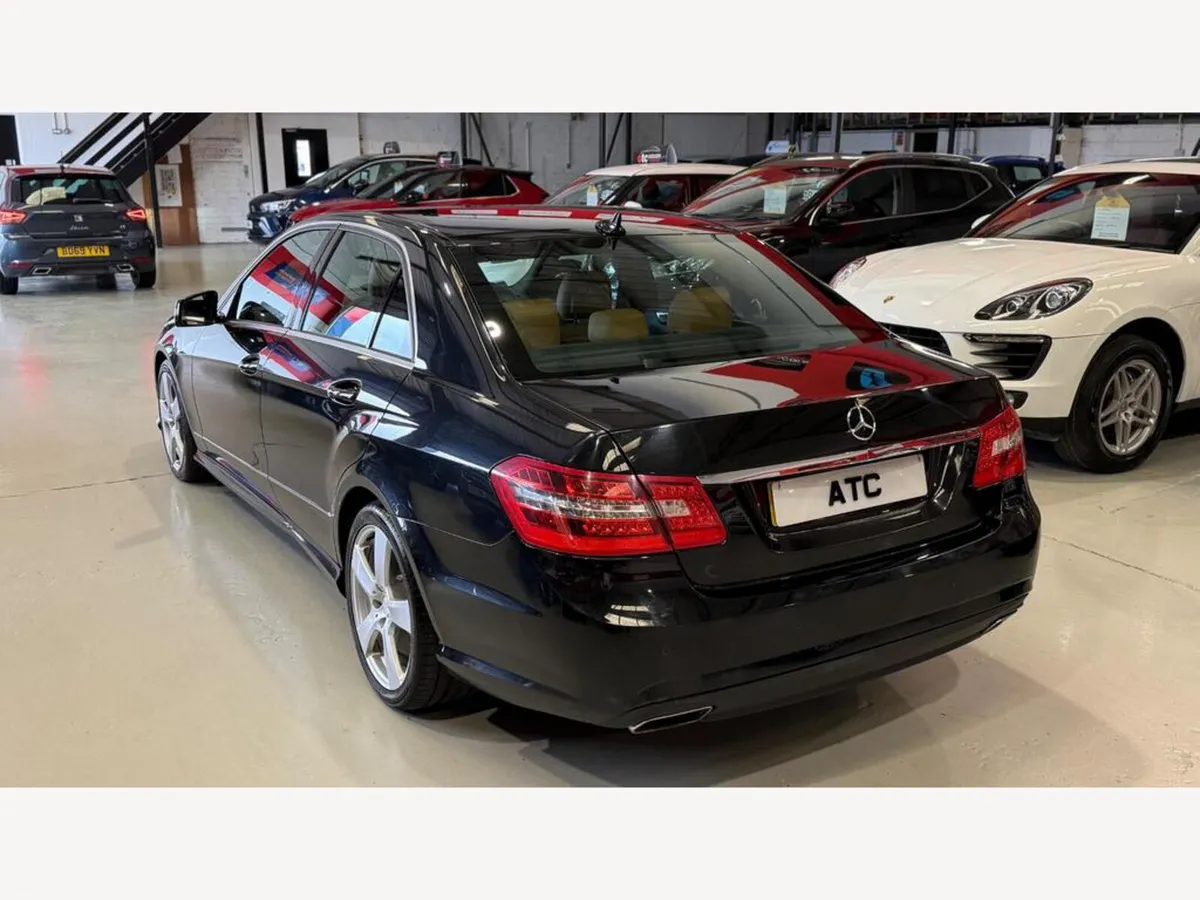 2013 Mercedes Benz E Class E300dh - Image 6