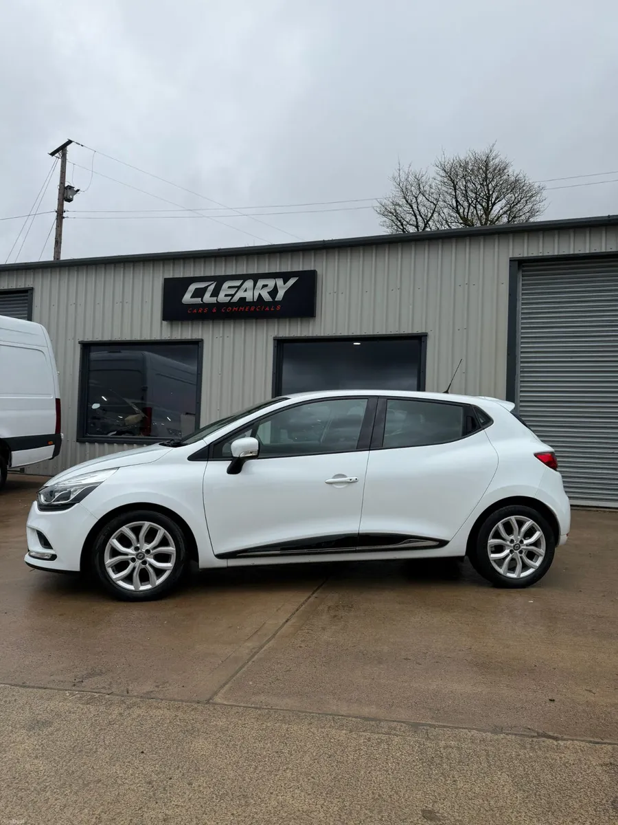2018 Renualt Clio  Dynamique Nav 1.0 - Image 1