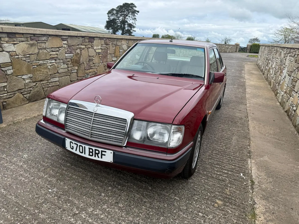 1990 Mercedes 124 Series 250 Diesel Automatic - Image 6