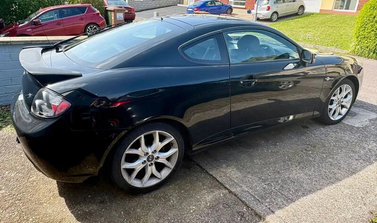 2009 Hyundai Coupe - Image 3