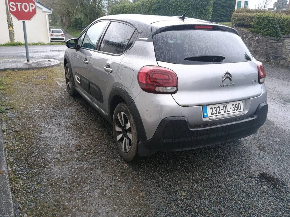 2023 Citroen C3 Flair Puretech - Image 3