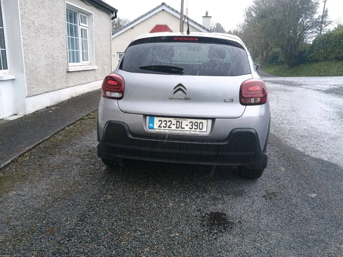 2023 Citroen C3 Flair Puretech - Image 3