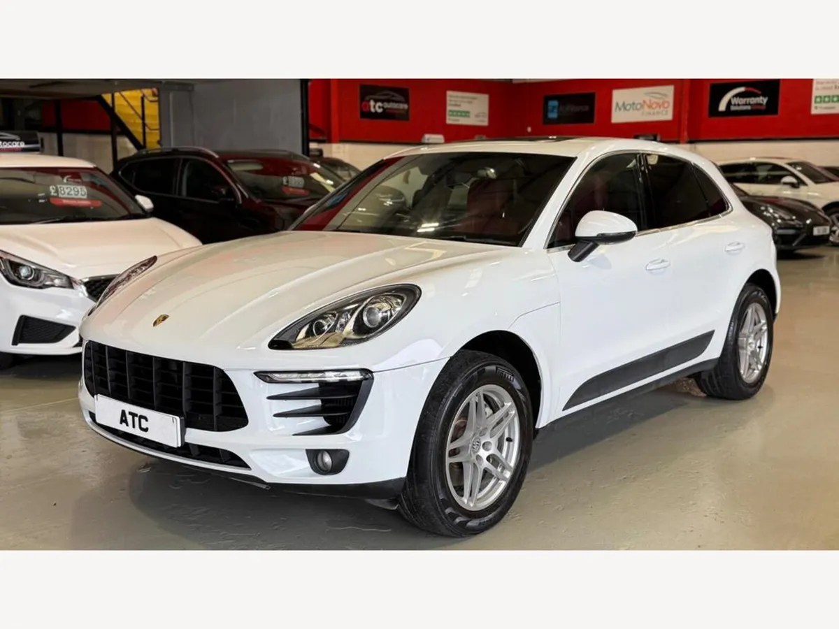 2015 Porsche Macan S s-a - Image 3