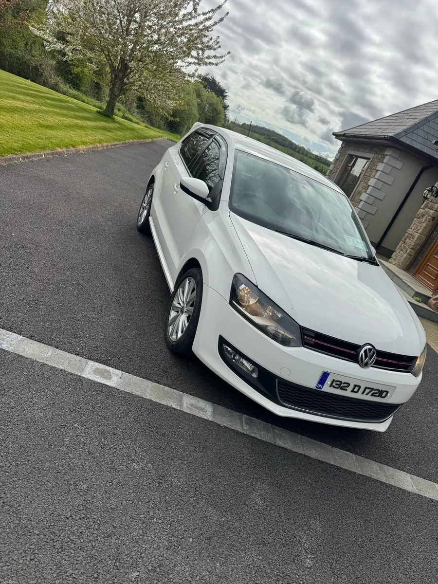 132 Volkswagen Polo - Image 1
