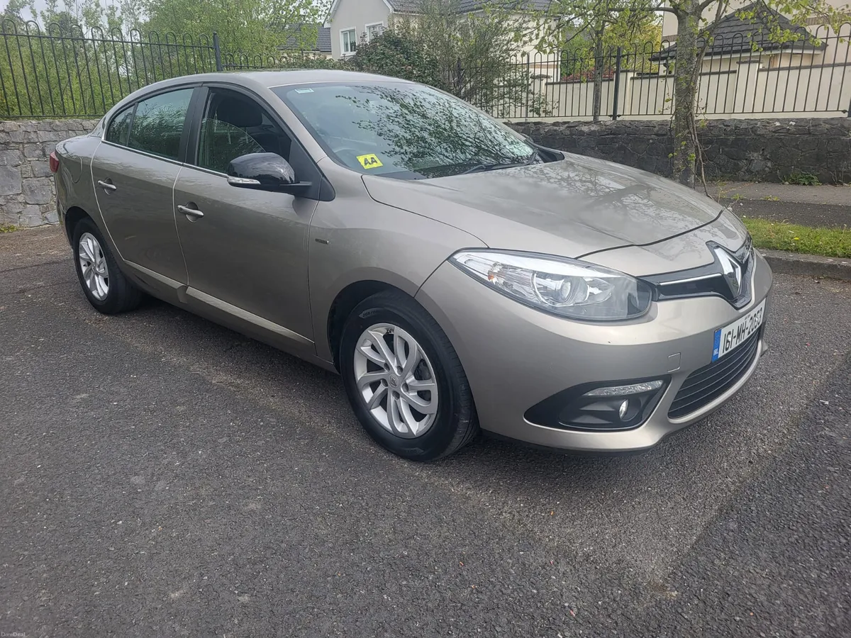 2016 Renault Fluence Limited Edition Low KMS - Image 1