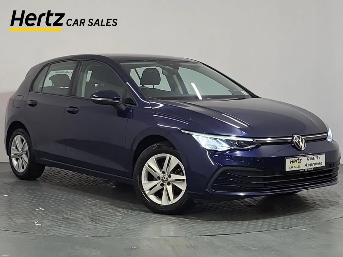 Volkswagen Golf LIFE 2.0 TDI 115HP Diesel Manual - Image 1