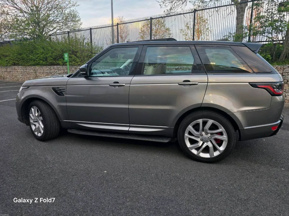 Range Rover Sport Dynamic HSE P400E Low Mileage - Image 3