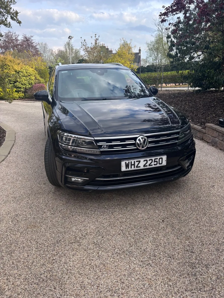 Volkswagen Tiguan 2018 - Image 2