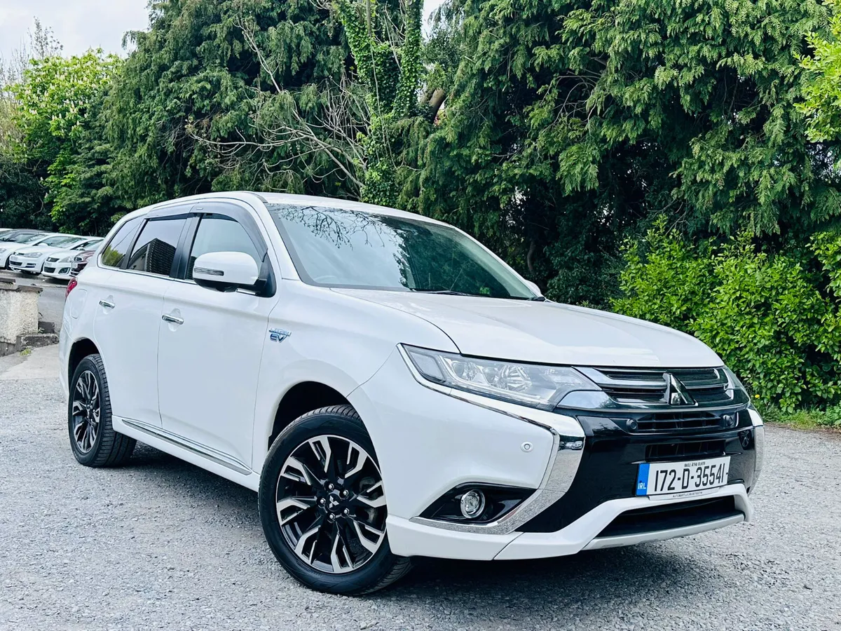 Mitsubishi Outlander 2017 Plug In Hybrid - Image 1