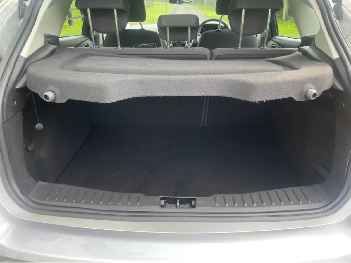 Ford Focus 1.6 TDCI EDGE ECONETIC 1 105PS 5DR - Image 3