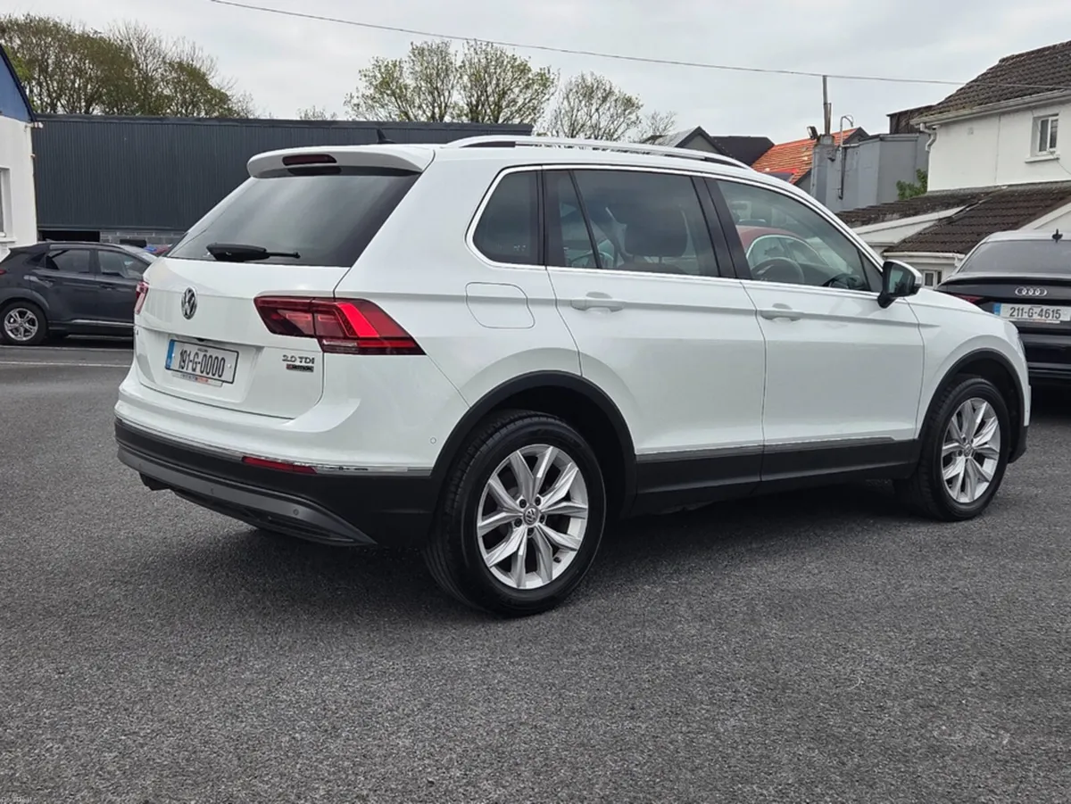 Volkswagen Tiguan 2019 VW Tiguan Highline 2.0 D AW - Image 3