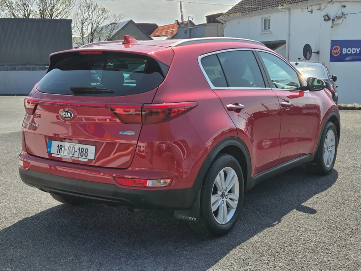Kia Sportage 1.7 PLATINUM 5DR - Image 4