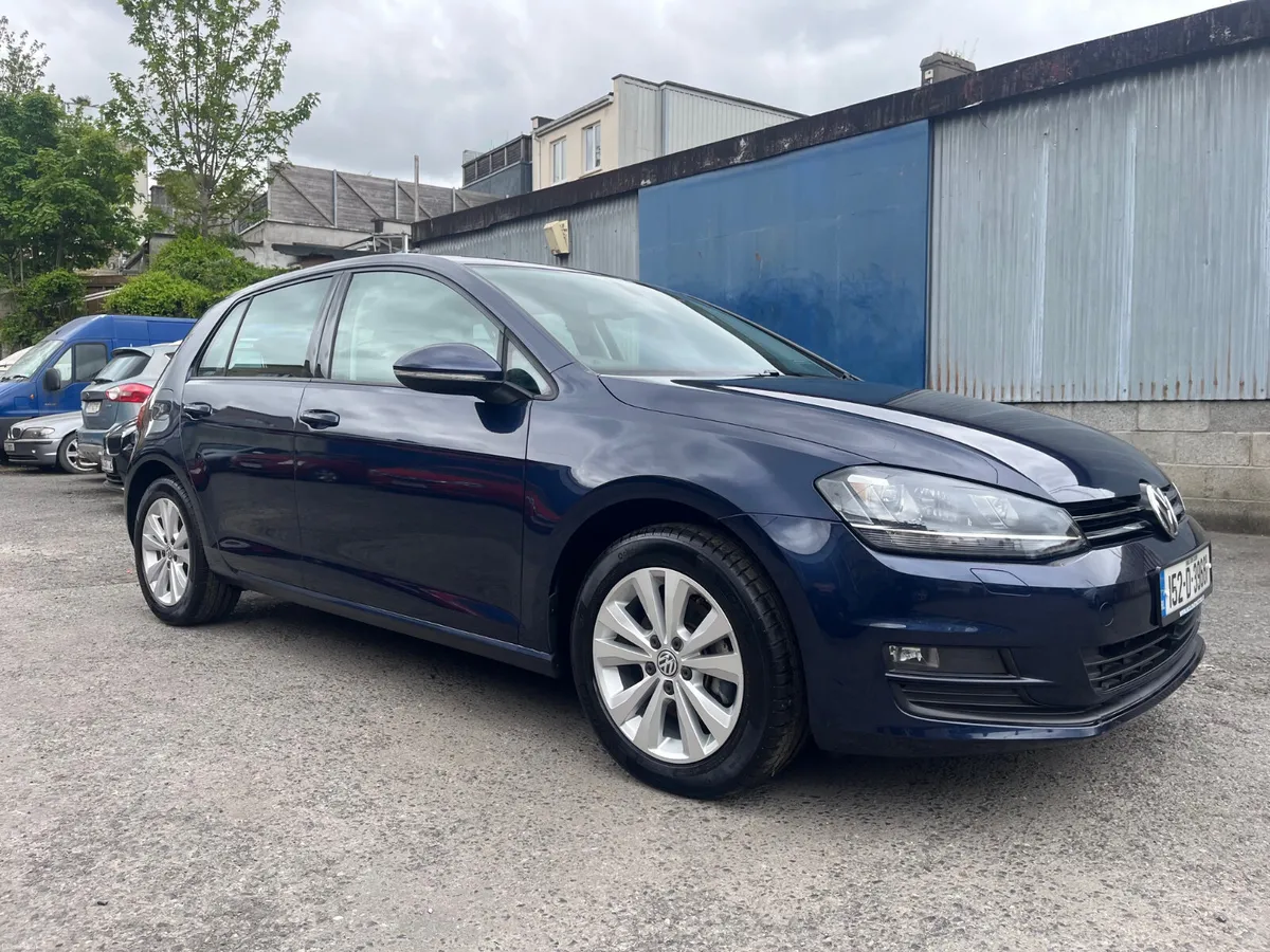 2015 VOLKSWAGEN GOLF COMFORTLINE AUTO 30,000KLM - Image 1