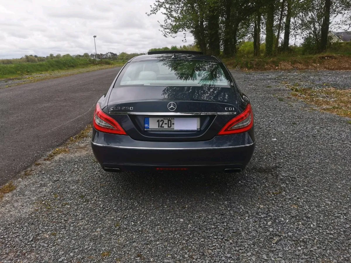 Mercedes CLS - Image 3