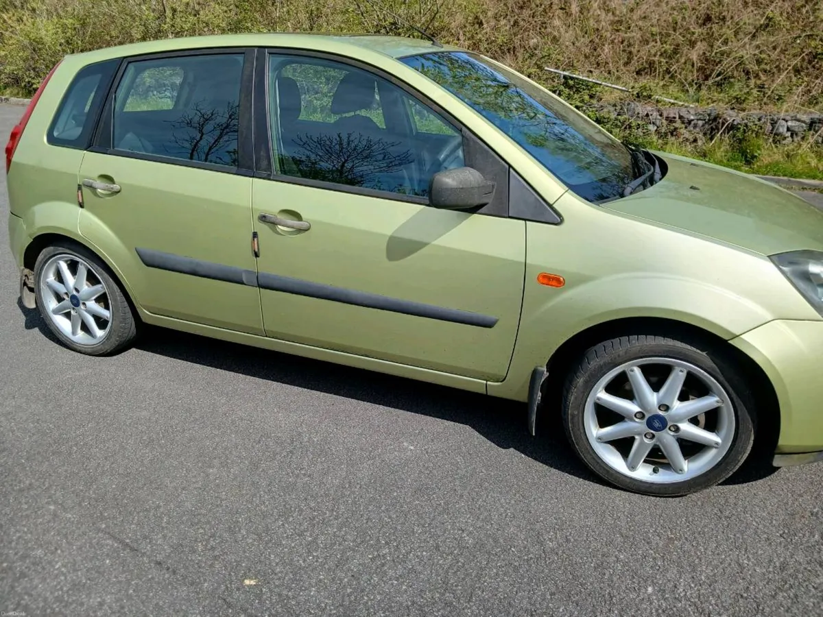 2007.Fiesta.1.25.pet.324km.nct.5/27.tax.5/26.1600e - Image 4