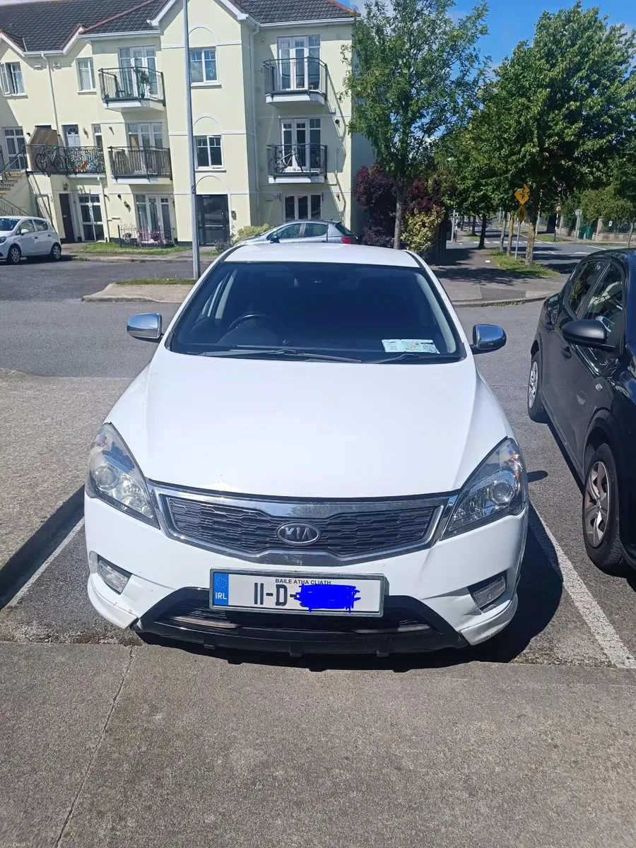 Kia Ceed 2011 - Image 1