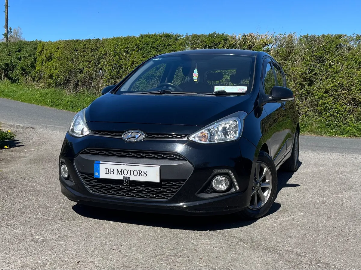 Hyundai i10 1.0 Deluxe - Image 1