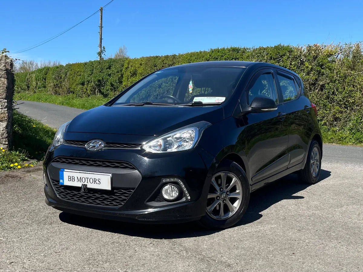 Hyundai i10 1.0 Deluxe - Image 2