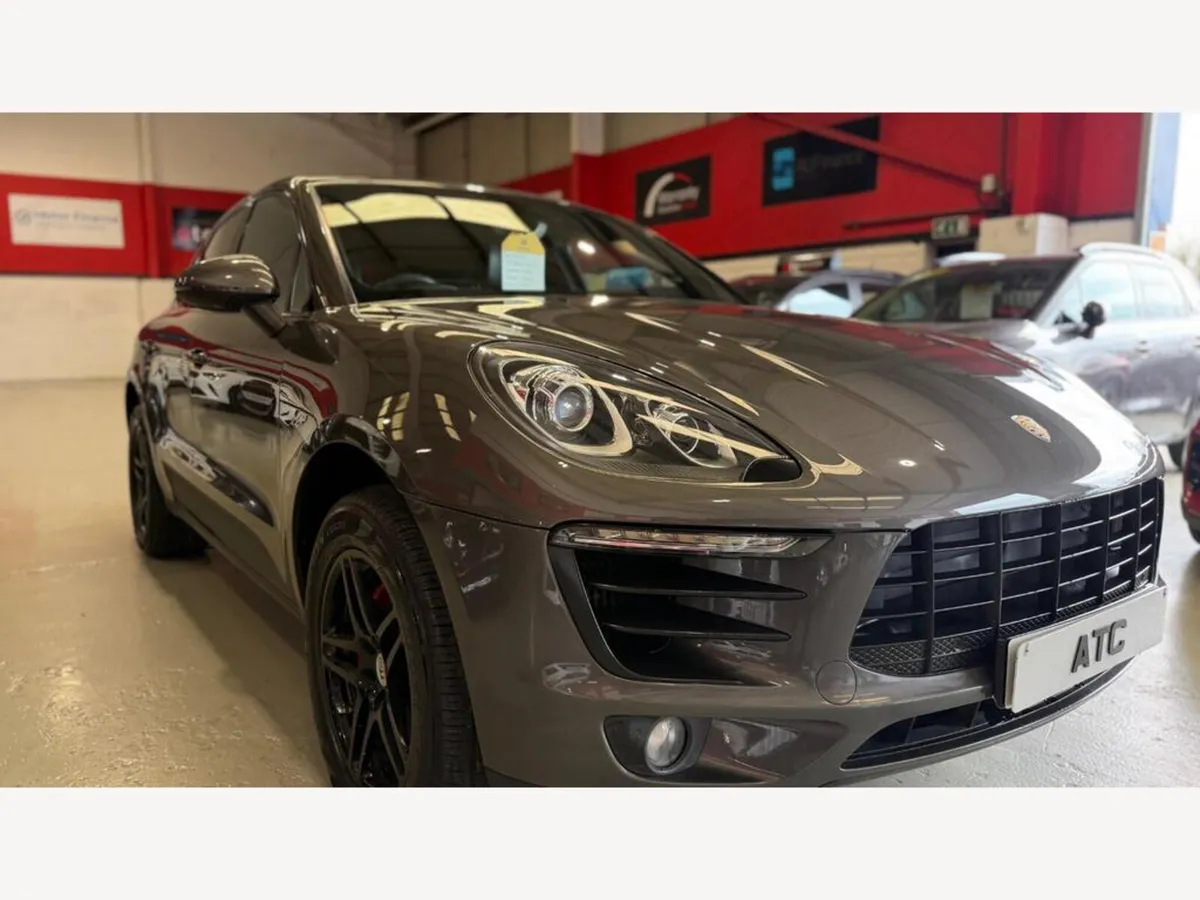 2015 Porsche Macan V6 S - Image 6