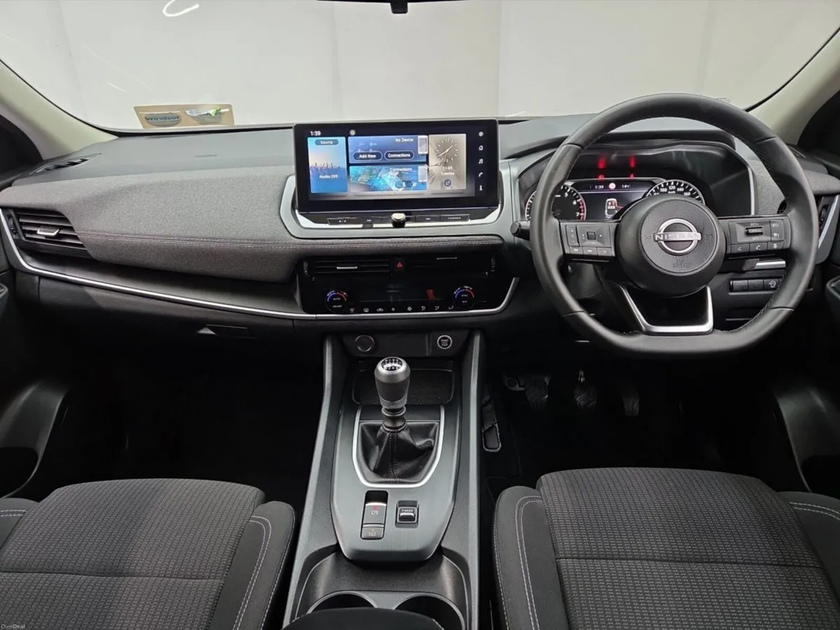 Nissan Qashqai 1.3 PET MILD HYBRID SV *Scrappage d - Image 4