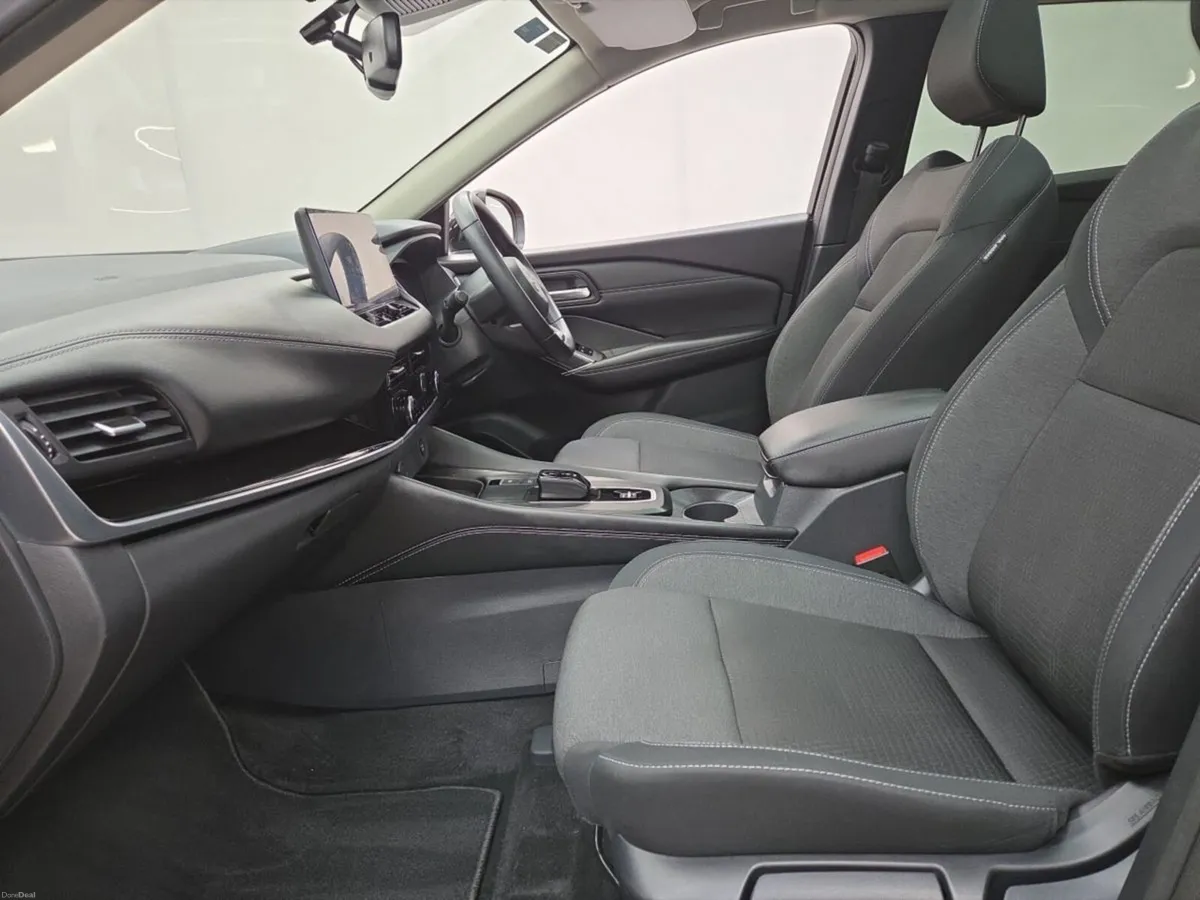 Nissan Qashqai ePOWER SV PREMIUM *Scrappage deal * - Image 4