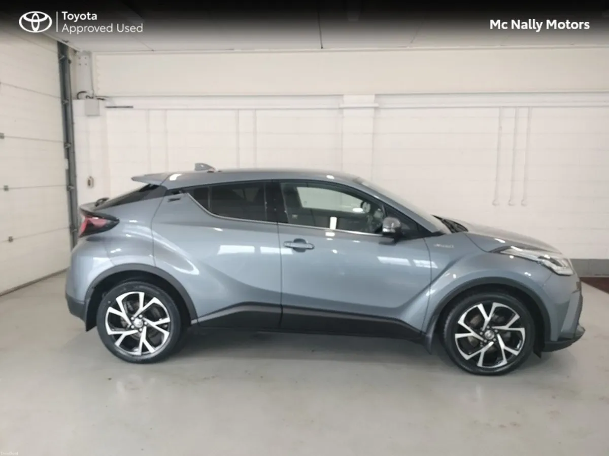Toyota C-HR 1.8 HYBRID SPORT - Image 4