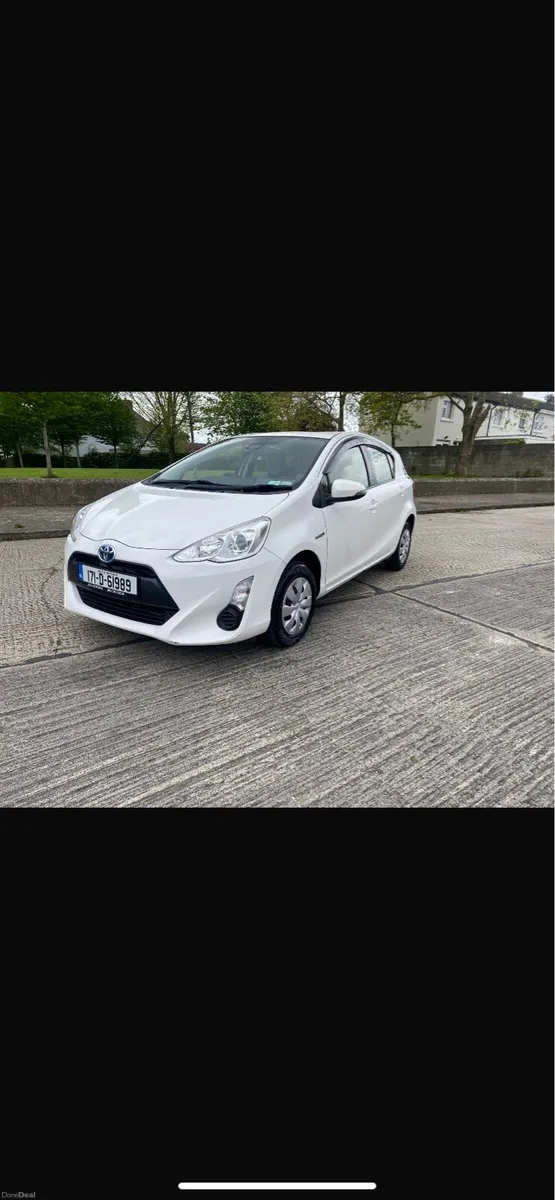 Toyota Aqua - Image 2