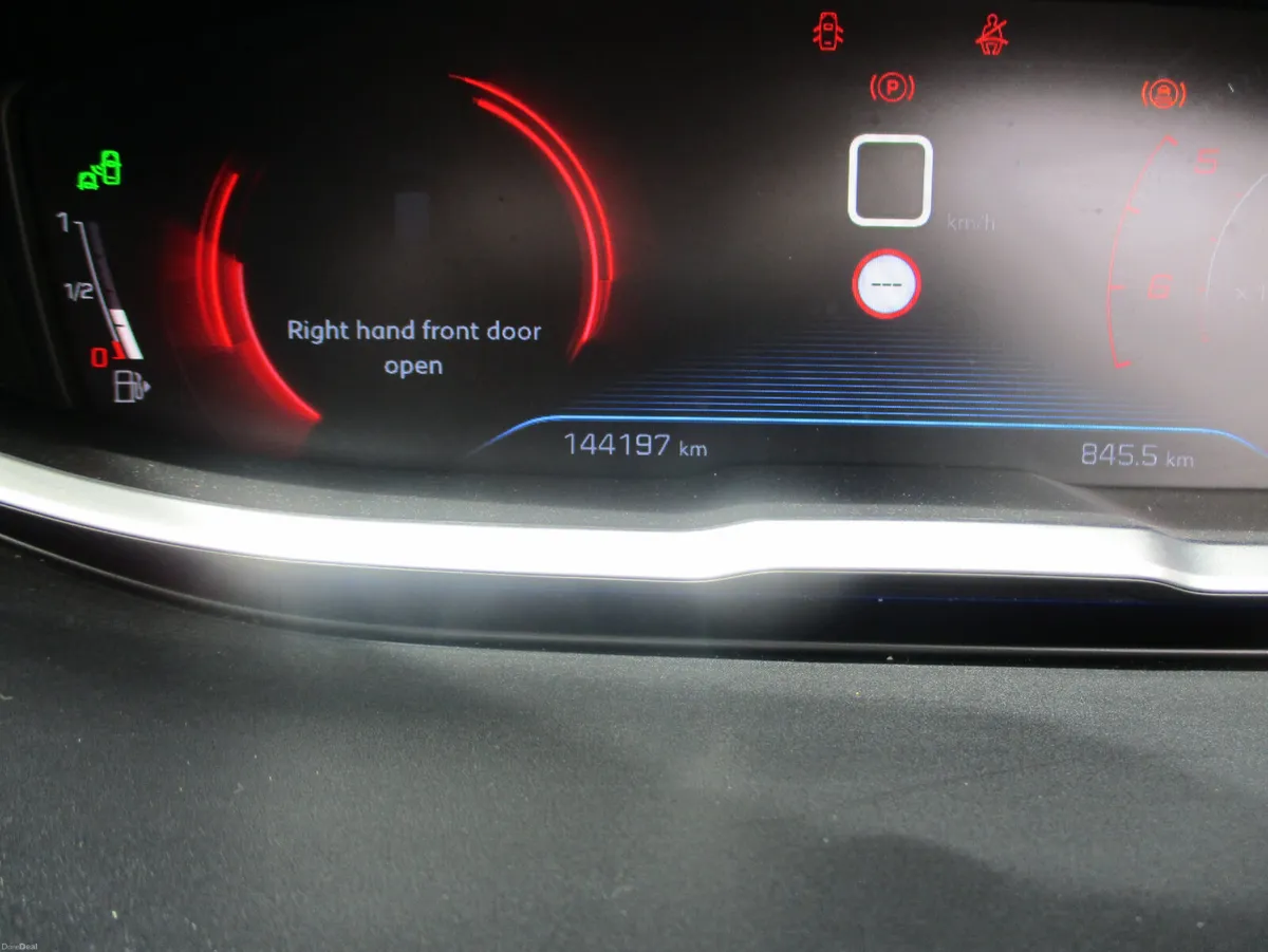 Peugeot 3008 2017 1.6 HDI 120BHP  ALLURE - Image 2