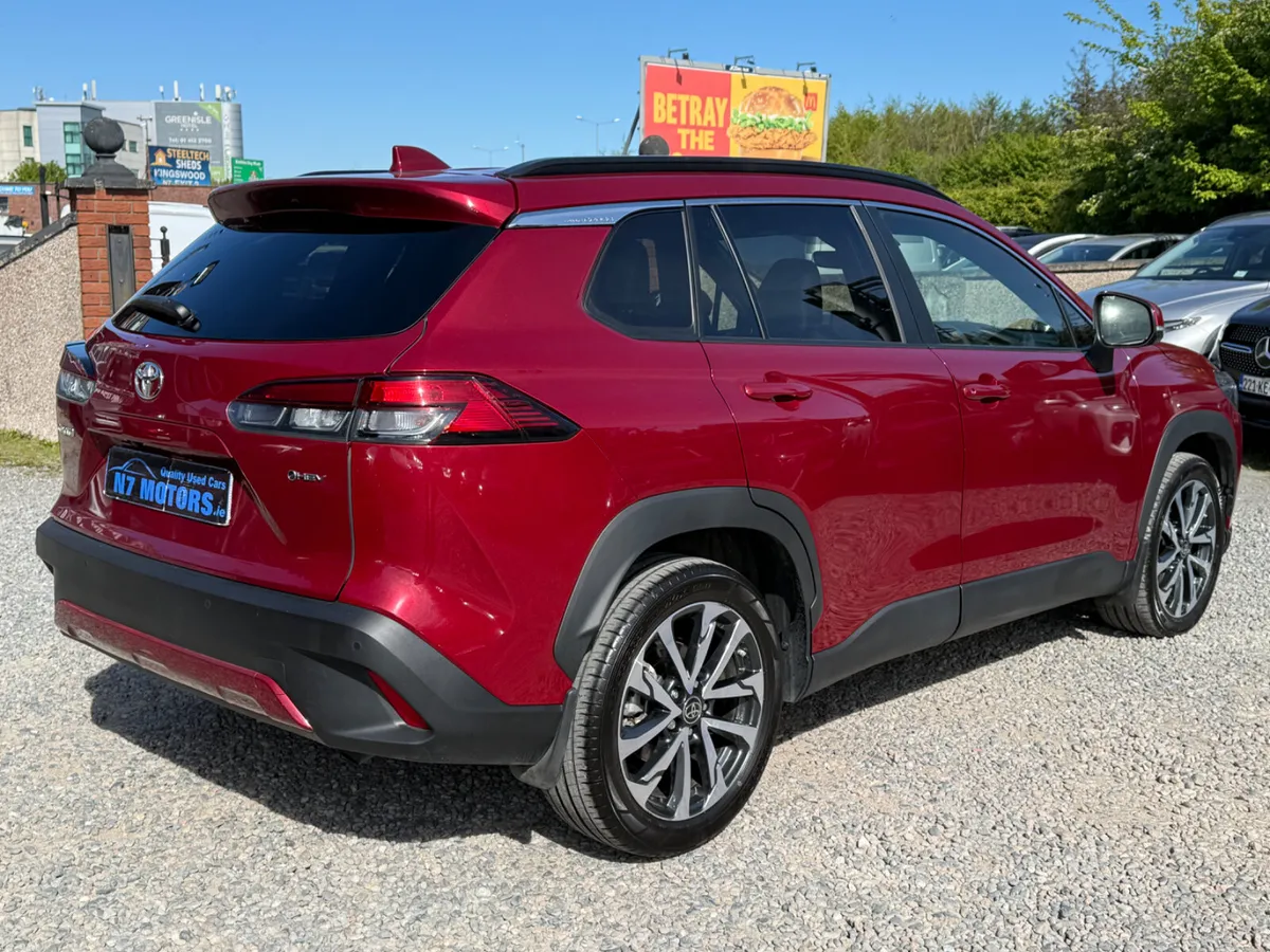 2025 Toyota Corolla Cross 1.8 HYBRID SOL AUTO - Image 3