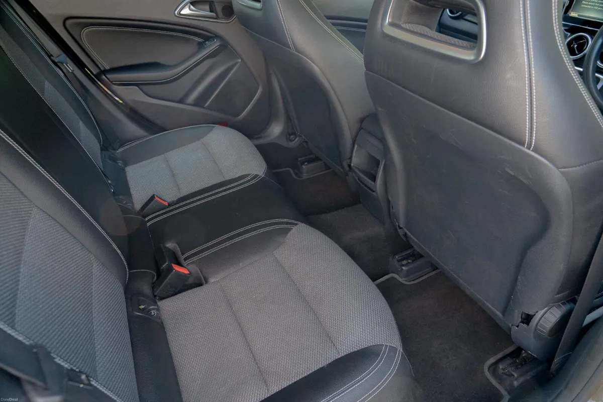 2019 Mercedes-Benz CLA 1.6 Petrol Manual - Image 4