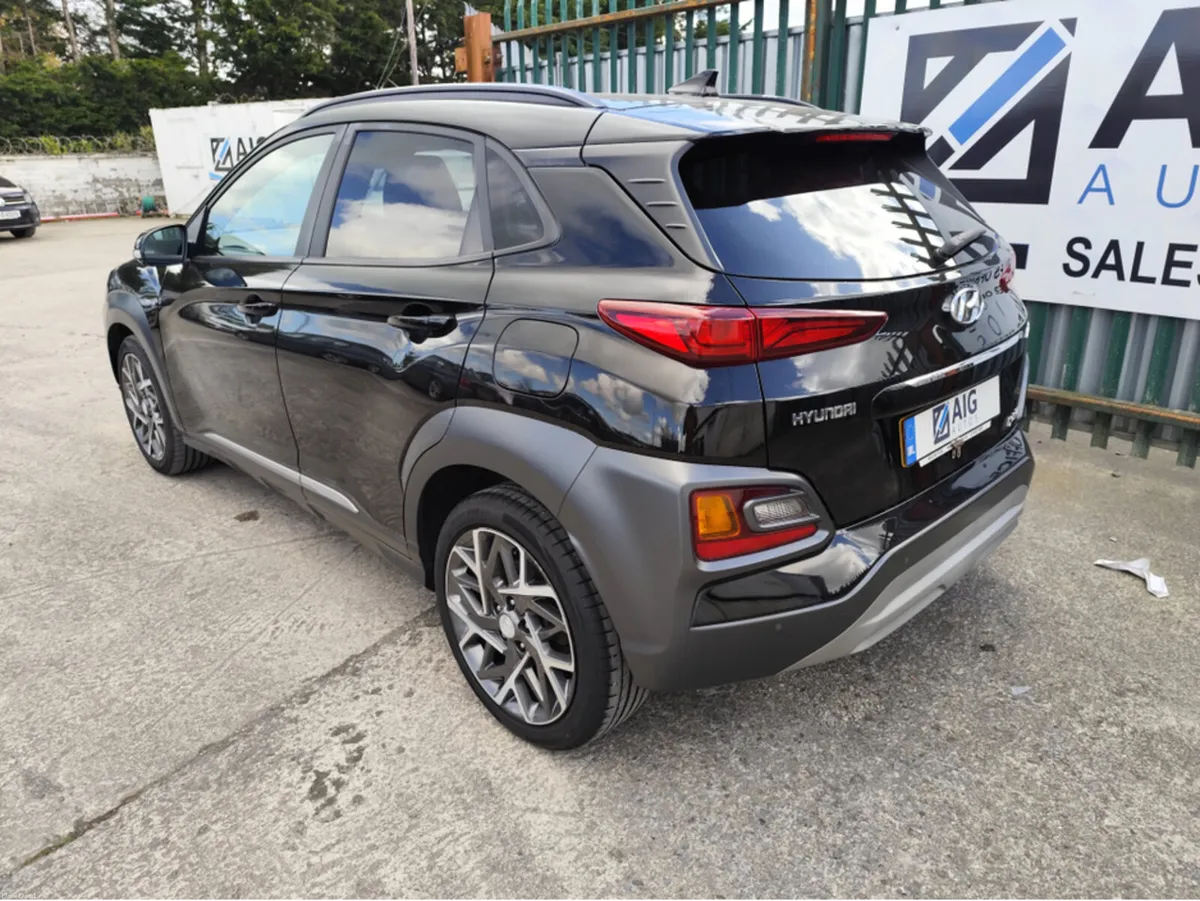 Hyundai Kona 1.6 PREMIUM GDI HEV AUTO - Image 4