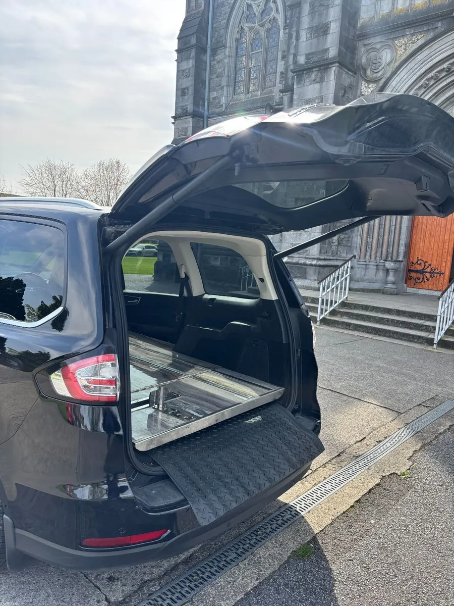 Ford Galaxy 2018 Removal Hearse - Image 3