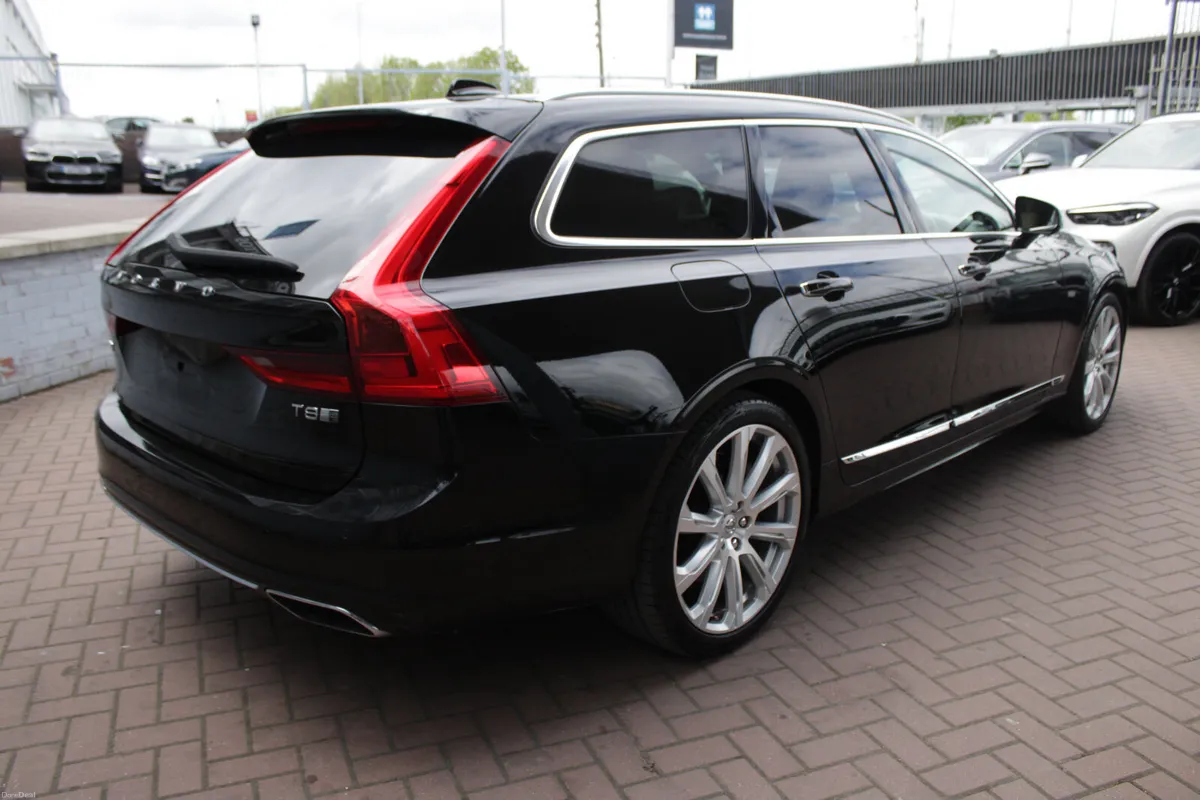 2019 VOLVO V90 ESTATE 2.0 5DR AUTO - Image 4