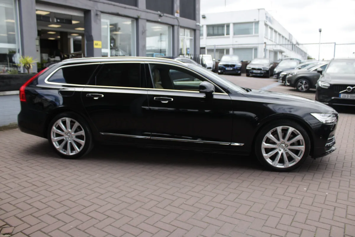 2019 VOLVO V90 ESTATE 2.0 5DR AUTO - Image 3
