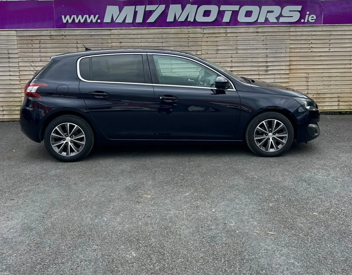 2017 Peugeot 308 - Image 2